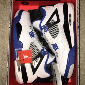 Air Jordan 4s